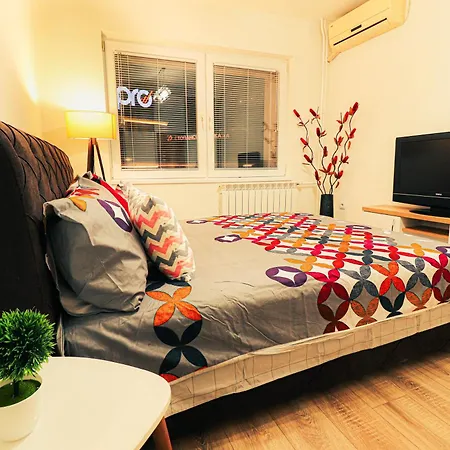 Mother Teresa Apartament *