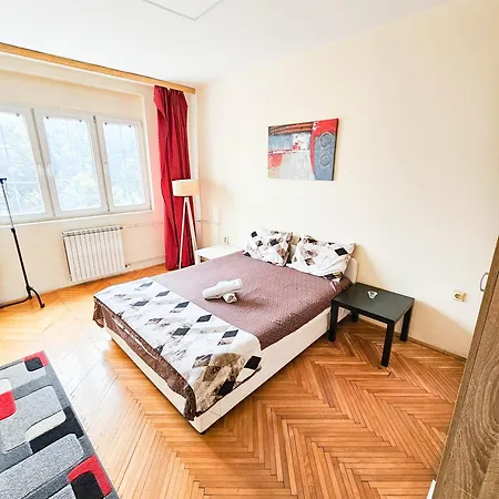 Mother Teresa Apartment