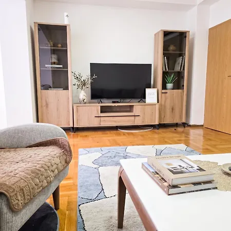 Mother Teresa Apartment *