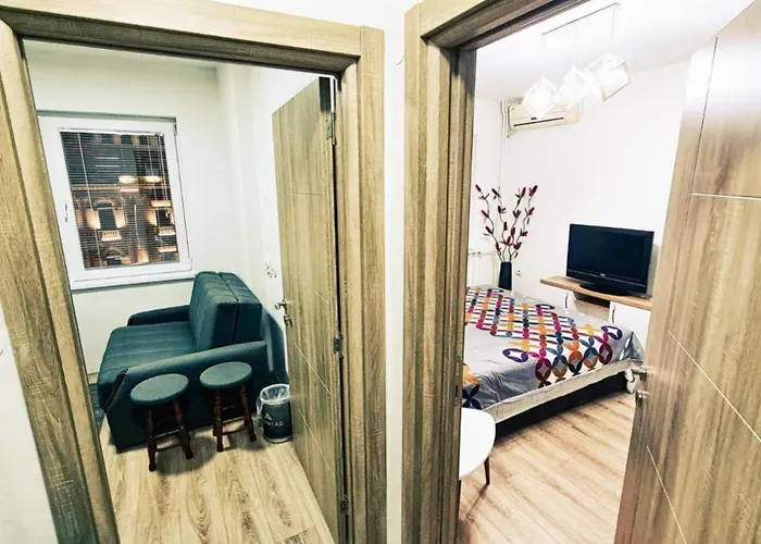 Mother Teresa Apartment *