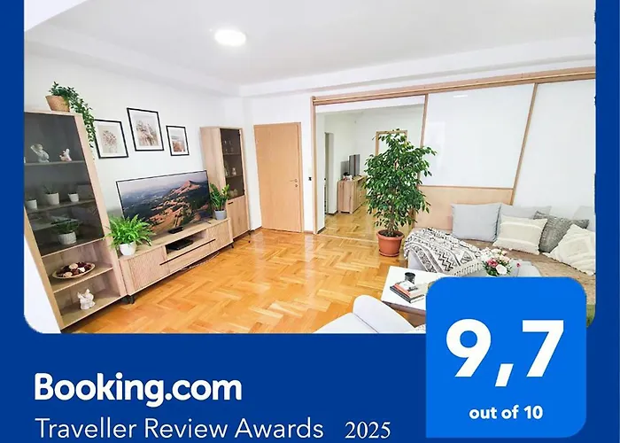 Mother Teresa 아파트