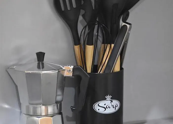 아파트 Mother Teresa *