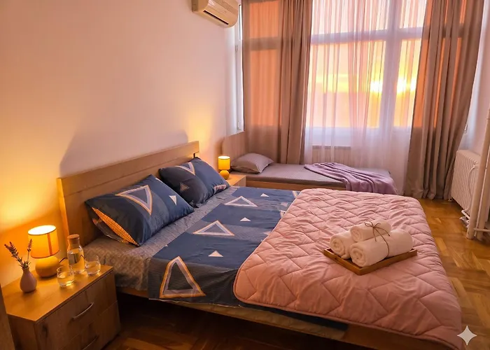 Mother Teresa 아파트