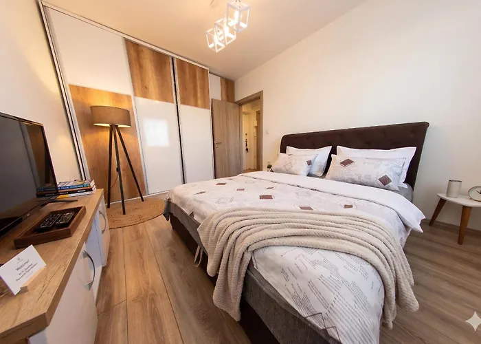 아파트 Mother Teresa 스코페